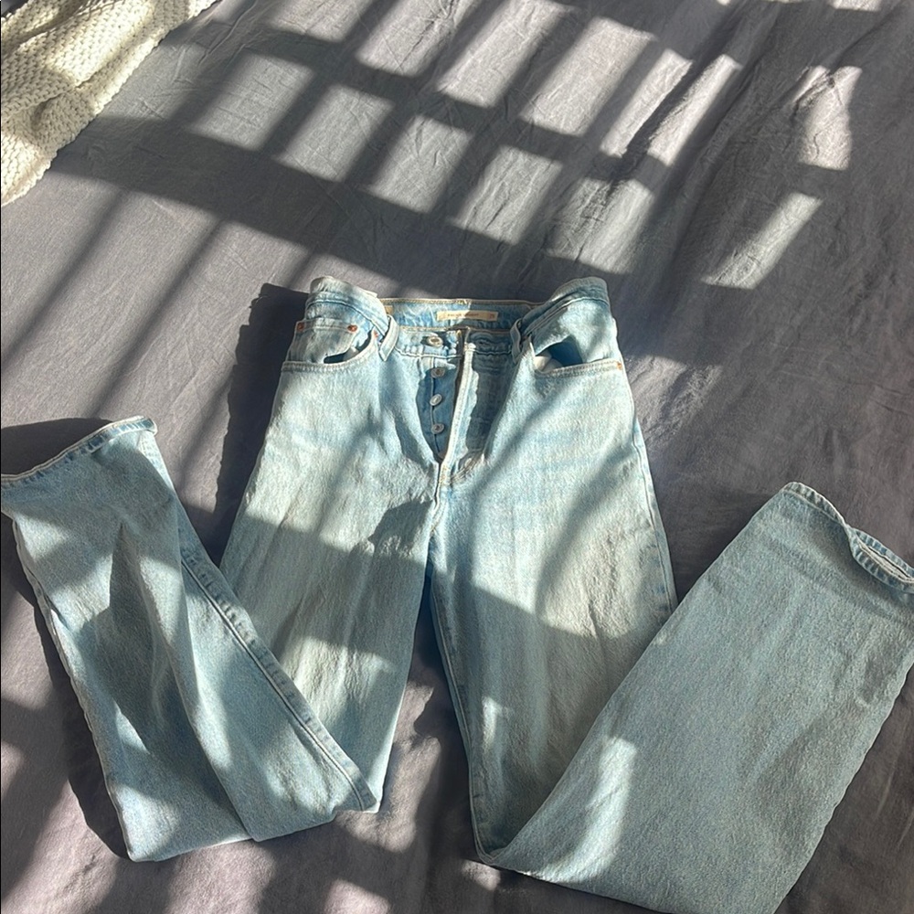 Levi’s ribcage jeans